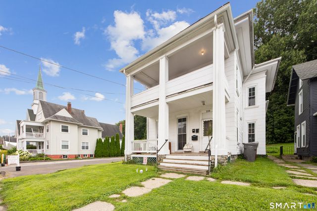 226 Meadow Street 2nd Floor, Naugatuck, CT 06770