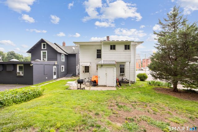 226 Meadow Street 2nd Floor, Naugatuck, CT 06770