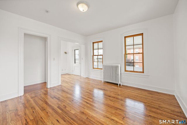 226 Meadow Street 2nd Floor, Naugatuck, CT 06770