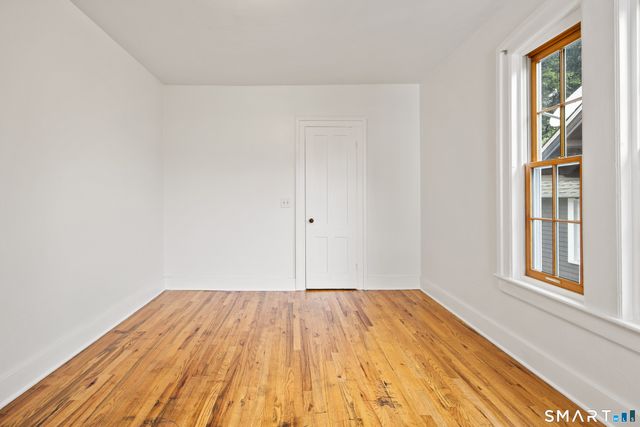 226 Meadow Street 2nd Floor, Naugatuck, CT 06770