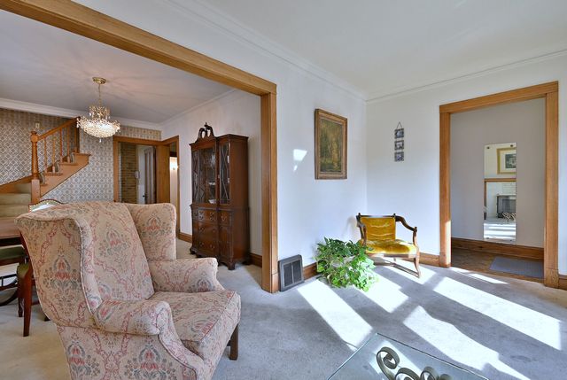 4052 N Melvina Avenue, Chicago, IL 60634