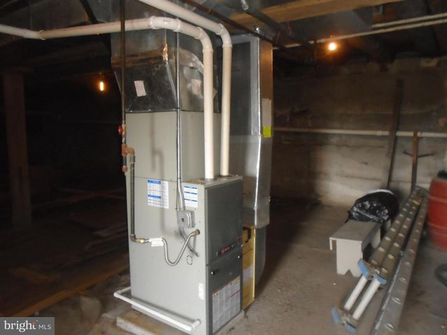 679 GRANGE RD, Bernville, PA 19506