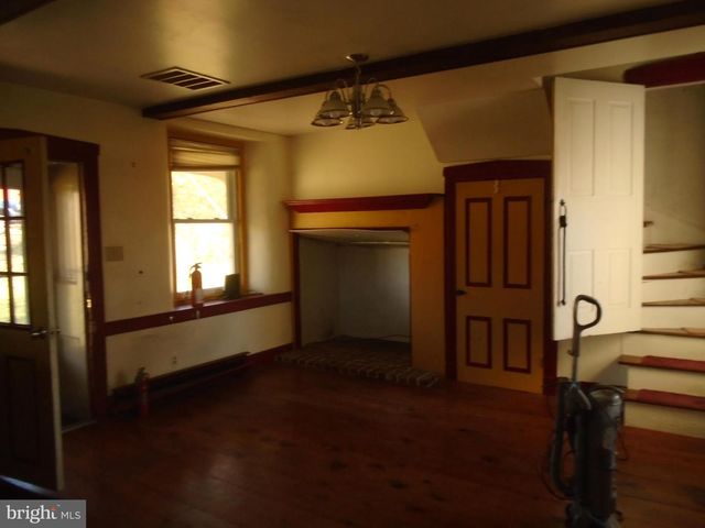 679 GRANGE RD, Bernville, PA 19506