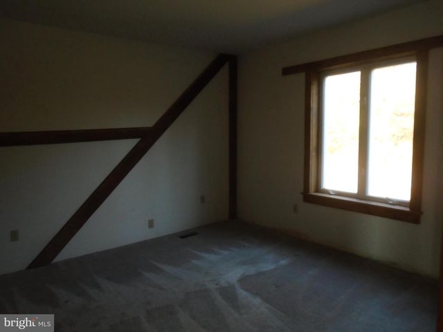 679 GRANGE RD, Bernville, PA 19506