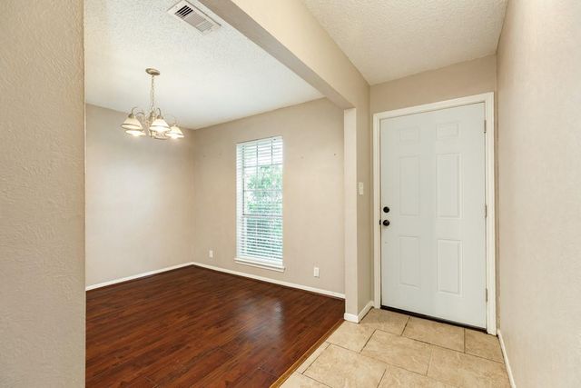 129 La Laja Drive, Angleton, TX 77515