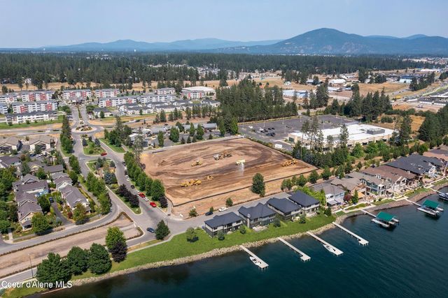 3954 W Shoreview Ln, Coeur D'alene, ID 83814