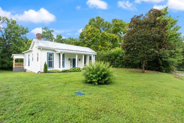 117 W End Ave, Centerville, TN 37033