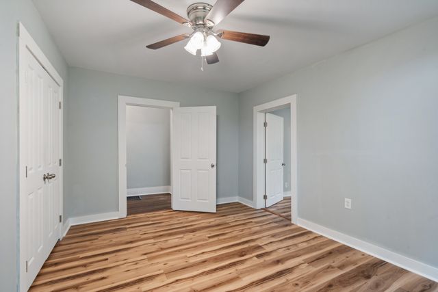 117 W End Ave, Centerville, TN 37033