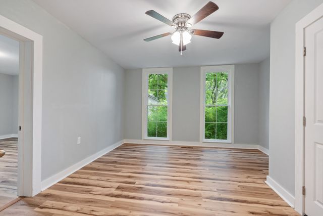 117 W End Ave, Centerville, TN 37033