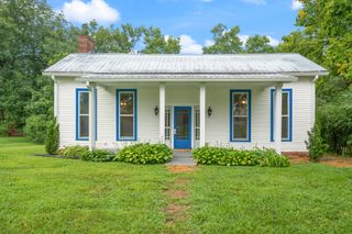 117 W End Ave, Centerville, TN 37033