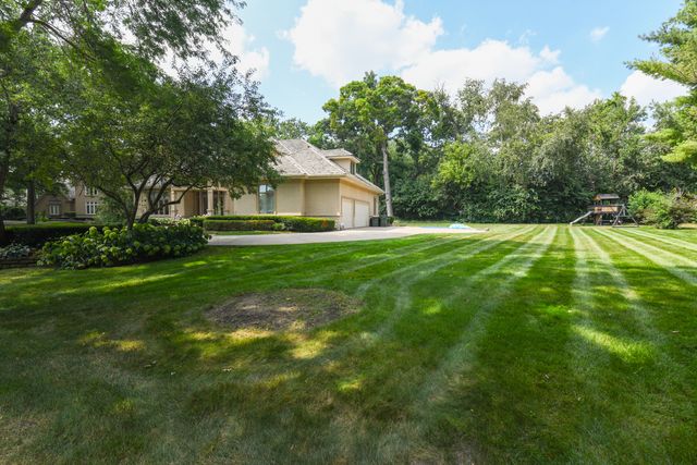 4709 Royal Melbourne Drive, Long Grove, IL 60047