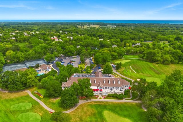 4709 Royal Melbourne Drive, Long Grove, IL 60047