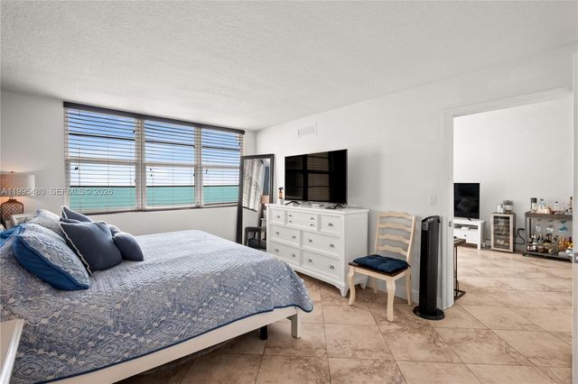 6917 Collins Ave 1609, Miami Beach, FL 33141
