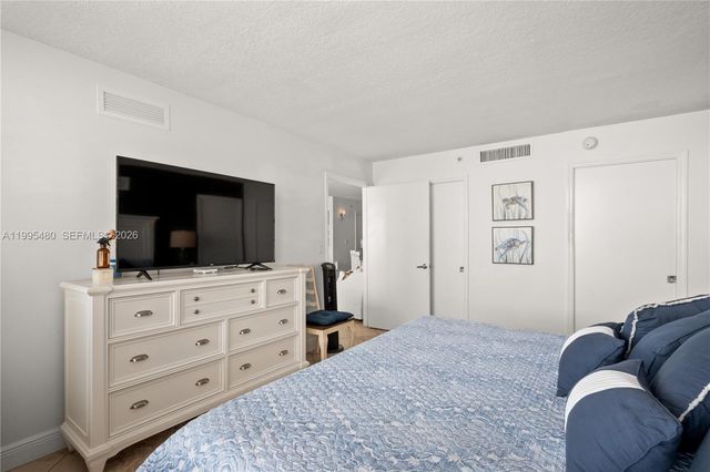 6917 Collins Ave 1609, Miami Beach, FL 33141