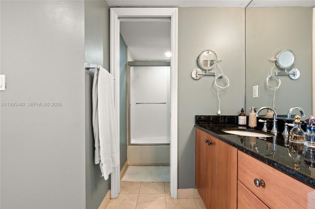 6917 Collins Ave 1609, Miami Beach, FL 33141