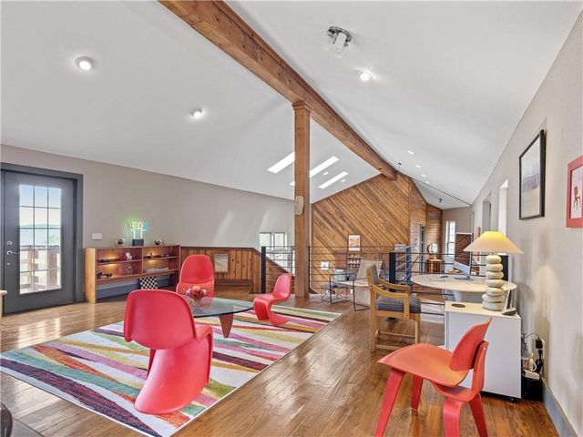 330 County Road 102, Eureka Springs, AR 72632