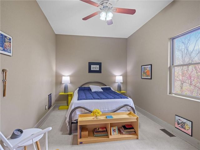 330 County Road 102, Eureka Springs, AR 72632