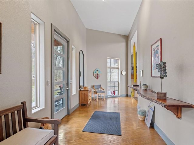 330 County Road 102, Eureka Springs, AR 72632