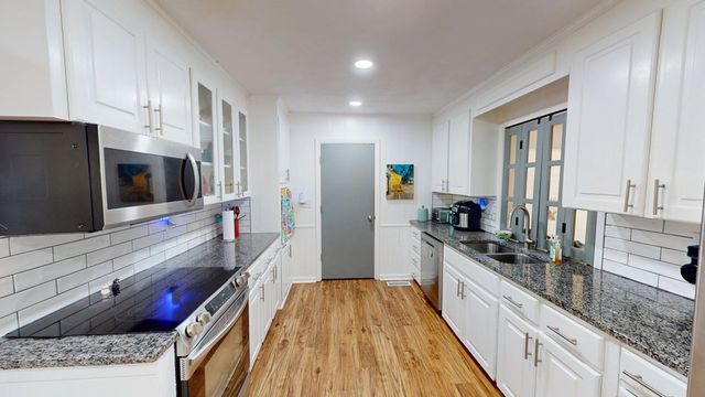 207 Seeba, Dothan, AL 36303