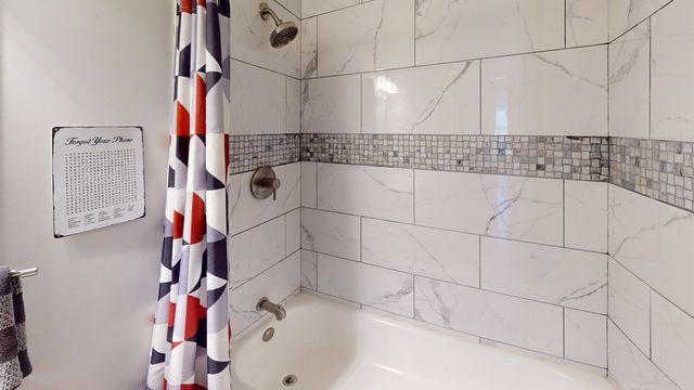 207 Seeba, Dothan, AL 36303