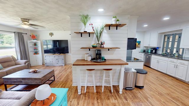 207 Seeba, Dothan, AL 36303