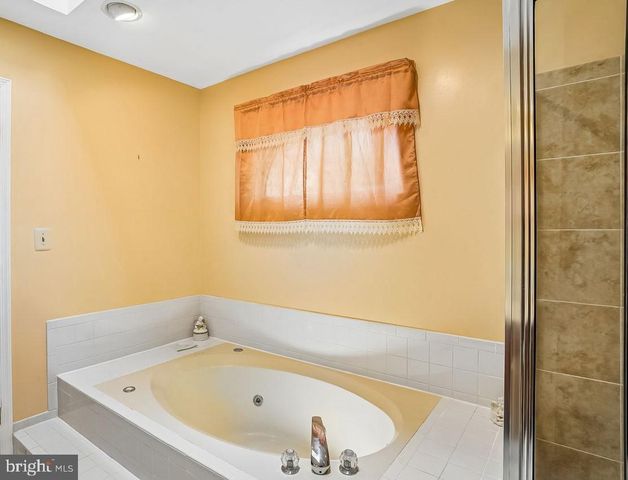 2012 BUNKER HILL CT, Odenton, MD 21113