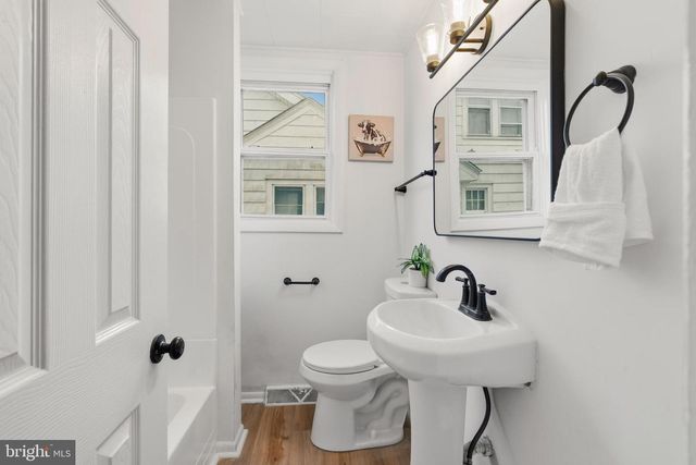 131 HOMECREST AVE, Ewing, NJ 08638