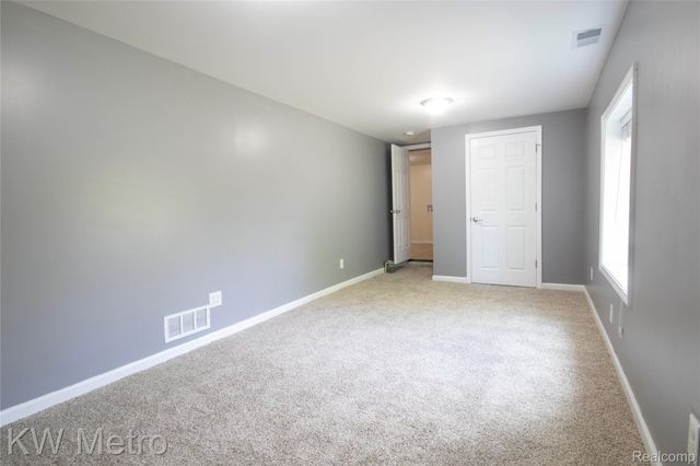 10800 Holland Road, Taylor, MI 48180
