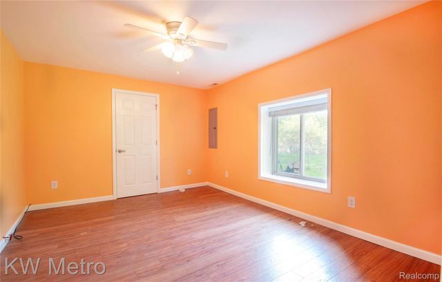 10800 Holland Road, Taylor, MI 48180