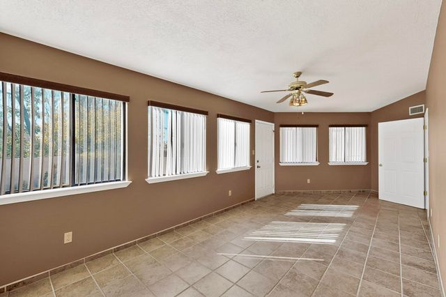 1101 Calle Del Valle, Rio Communities, NM 87002