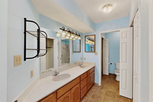 1101 Calle Del Valle, Rio Communities, NM 87002