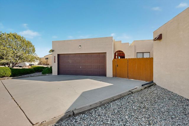1101 Calle Del Valle, Rio Communities, NM 87002
