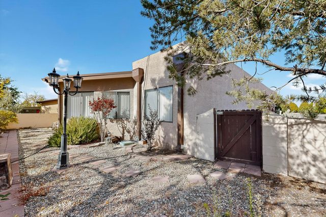 1101 Calle Del Valle, Rio Communities, NM 87002