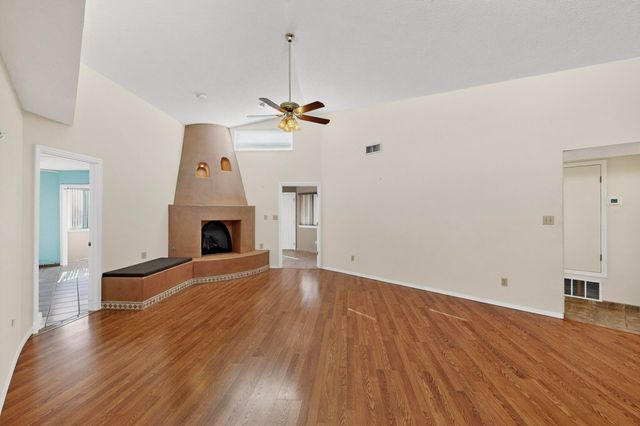 1101 Calle Del Valle, Rio Communities, NM 87002