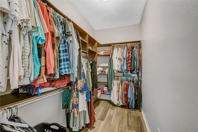 1834 MIRA LAGO CIRCLE, Ruskin, FL 33570