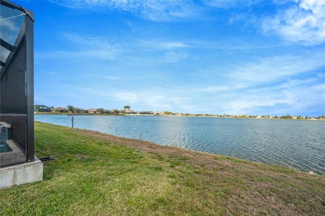 1834 MIRA LAGO CIRCLE, Ruskin, FL 33570