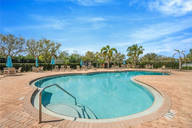 1834 MIRA LAGO CIRCLE, Ruskin, FL 33570