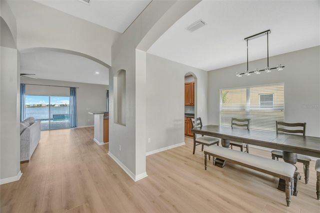 1834 MIRA LAGO CIRCLE, Ruskin, FL 33570