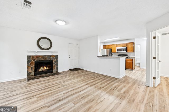 1320 Red Deer Way, Johns Creek, GA 30022