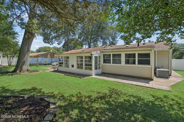 394 Constitution Drive, Forked River, NJ 08731