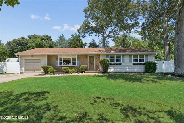 394 Constitution Drive, Forked River, NJ 08731
