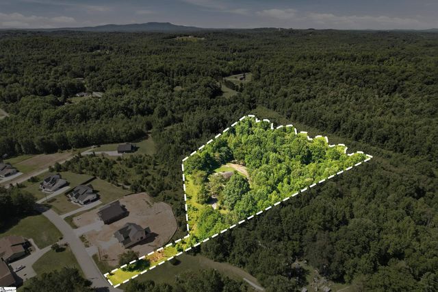 41 Burns Road, Travelers Rest, SC 29690