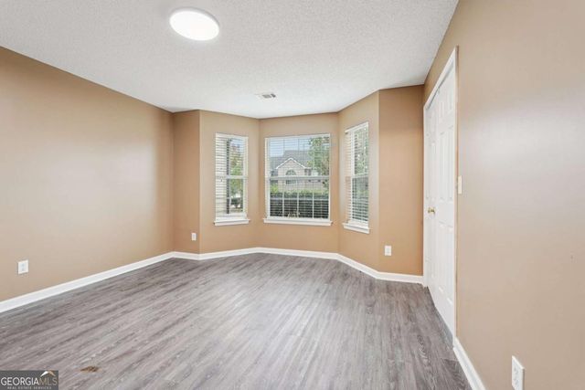 4180 W Stubbs Road, Atlanta, GA 30349