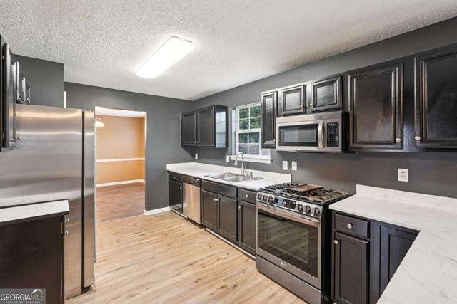 4180 W Stubbs Road, Atlanta, GA 30349