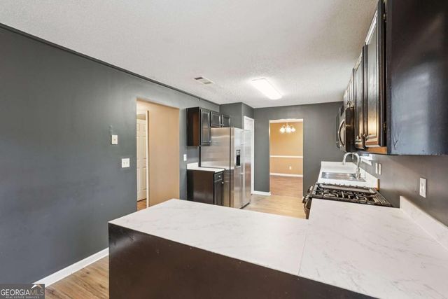 4180 W Stubbs Road, Atlanta, GA 30349