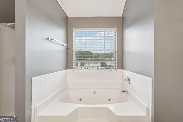 4180 W Stubbs Road, Atlanta, GA 30349