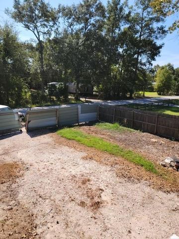 26643 Carol Ln, Splendora, TX 77372