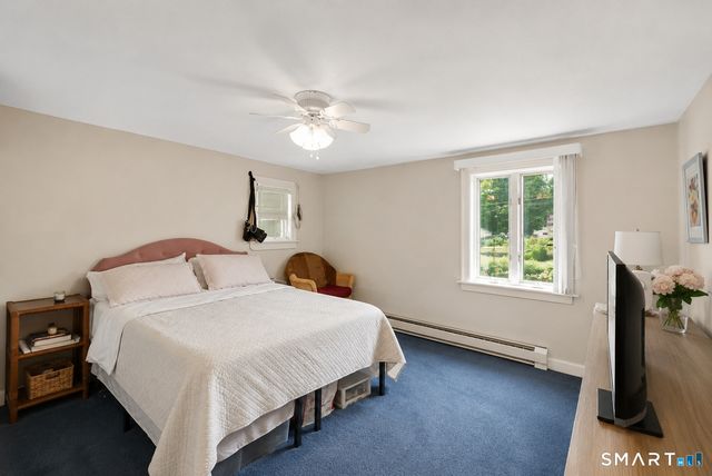33 Chambers Street, Manchester, CT 06042