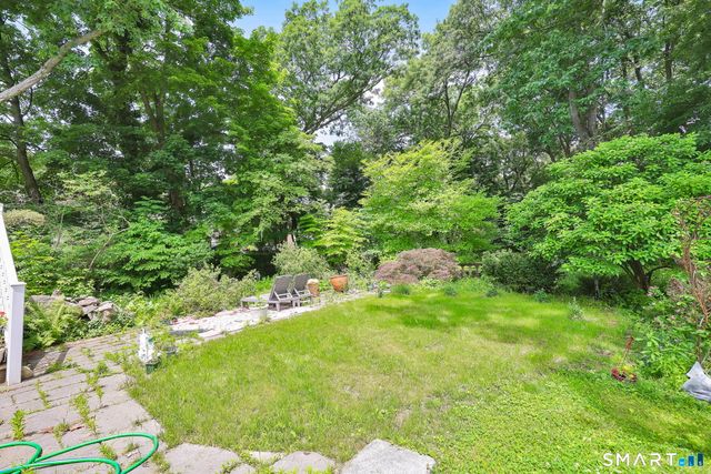 33 Chambers Street, Manchester, CT 06042