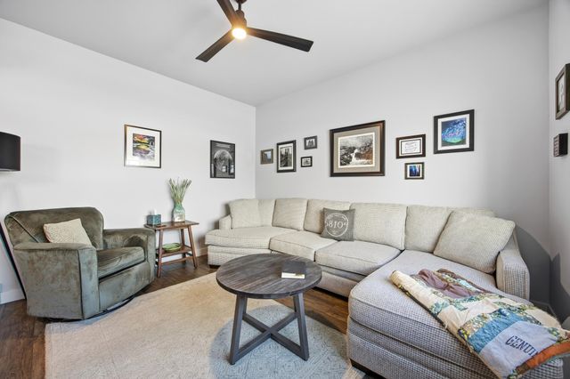 1576 75th Avenue S, Fargo, ND 58104